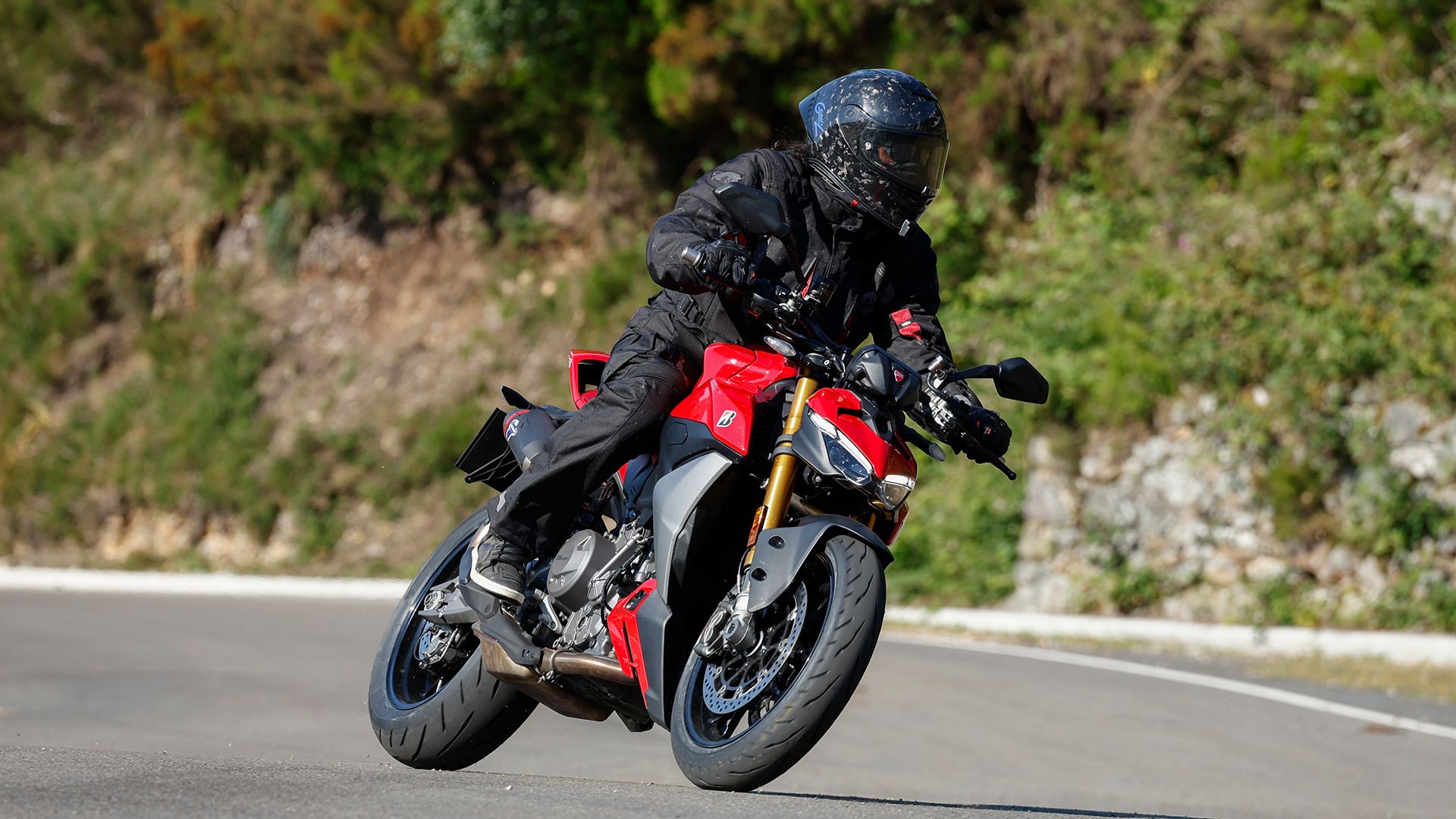 Ducati Streetfighter V2 S 2026 Accion (5)