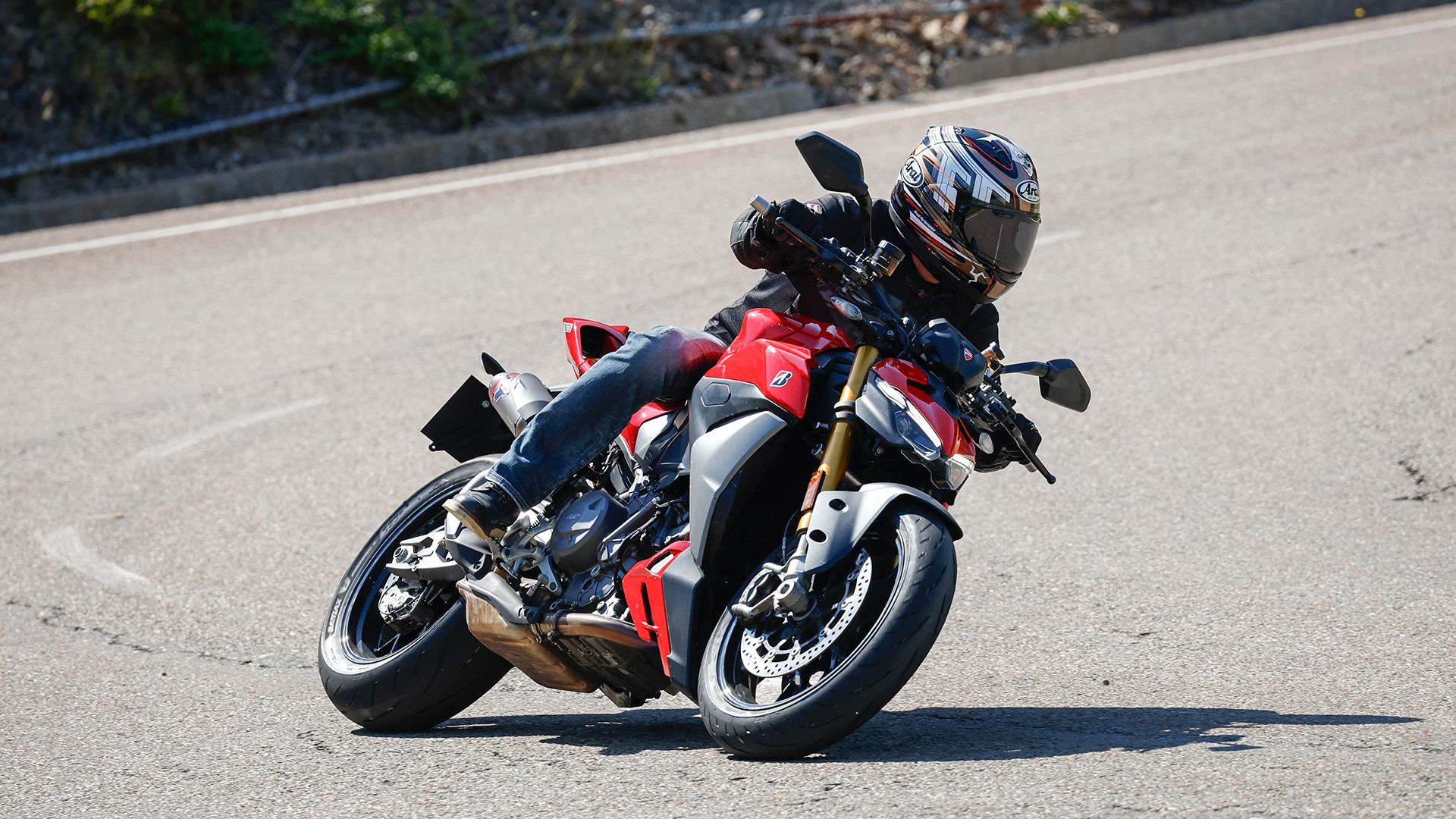Ducati Streetfighter V2 S 2026 Accion (10)