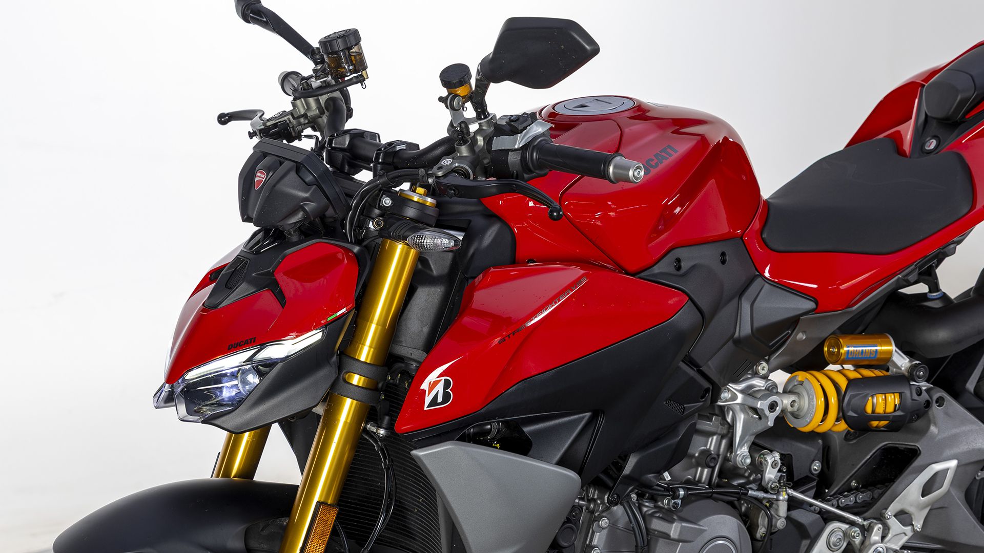 Ducati Streetfighter V2 S 2026 Detalles (12)