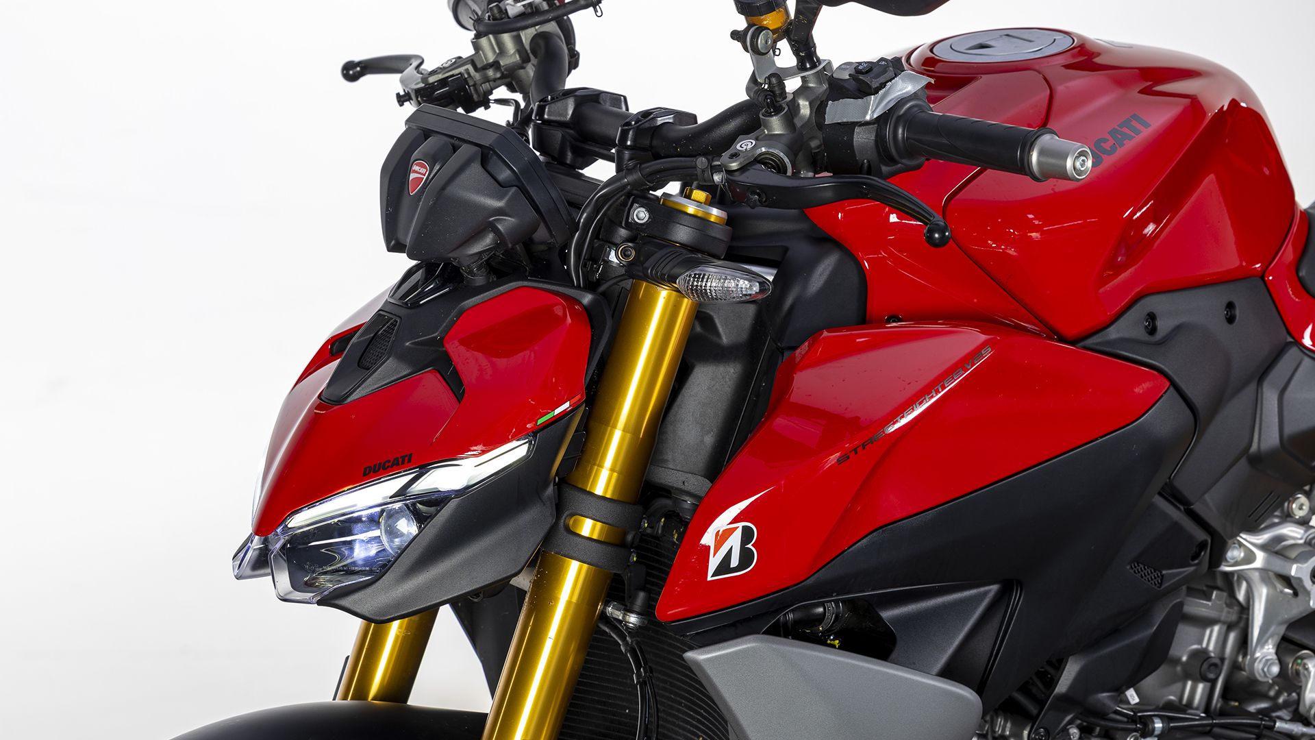 Ducati Streetfighter V2 S 2026 Detalles (13)