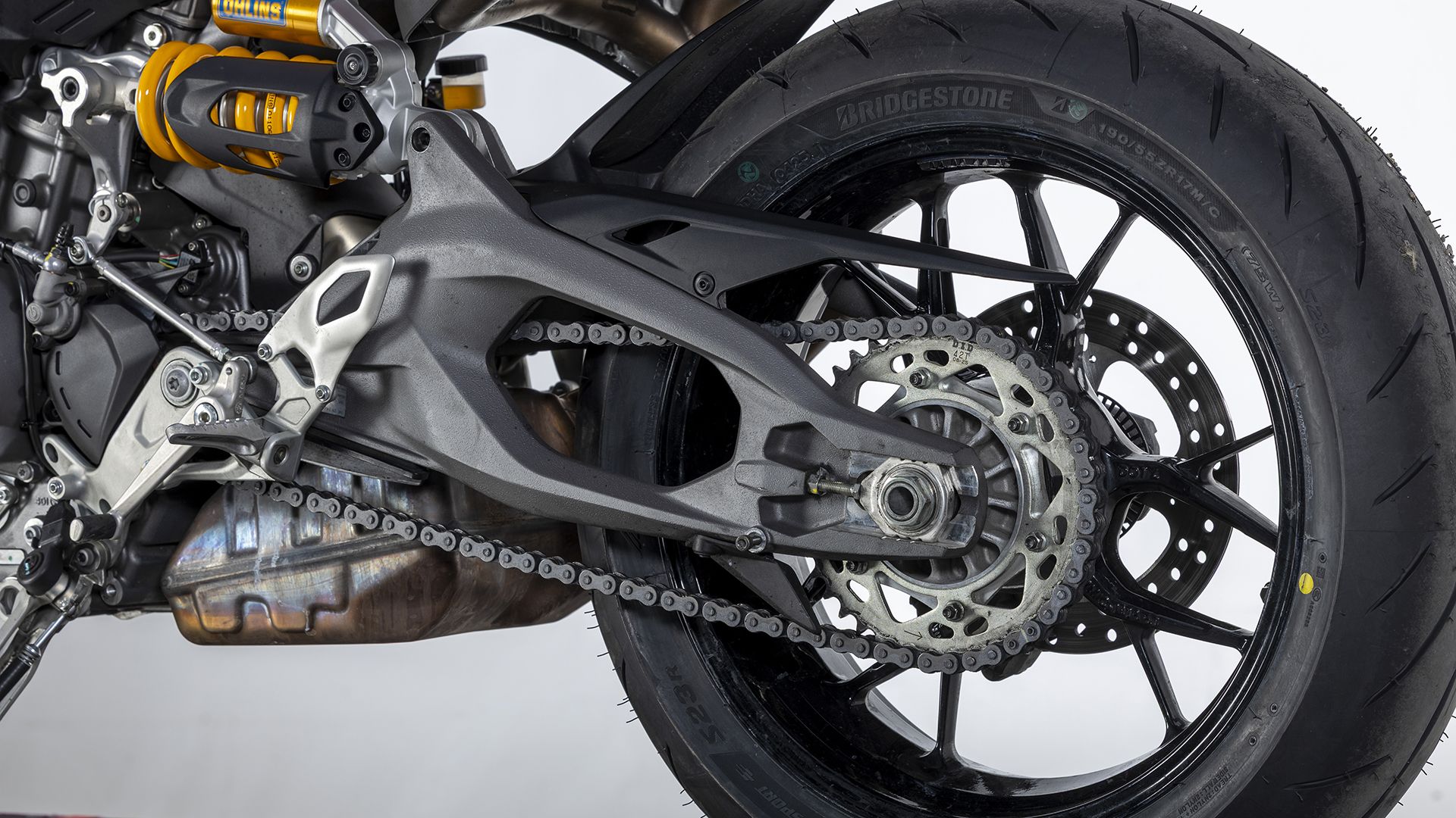 Ducati Streetfighter V2 S 2026 Detalles (15)