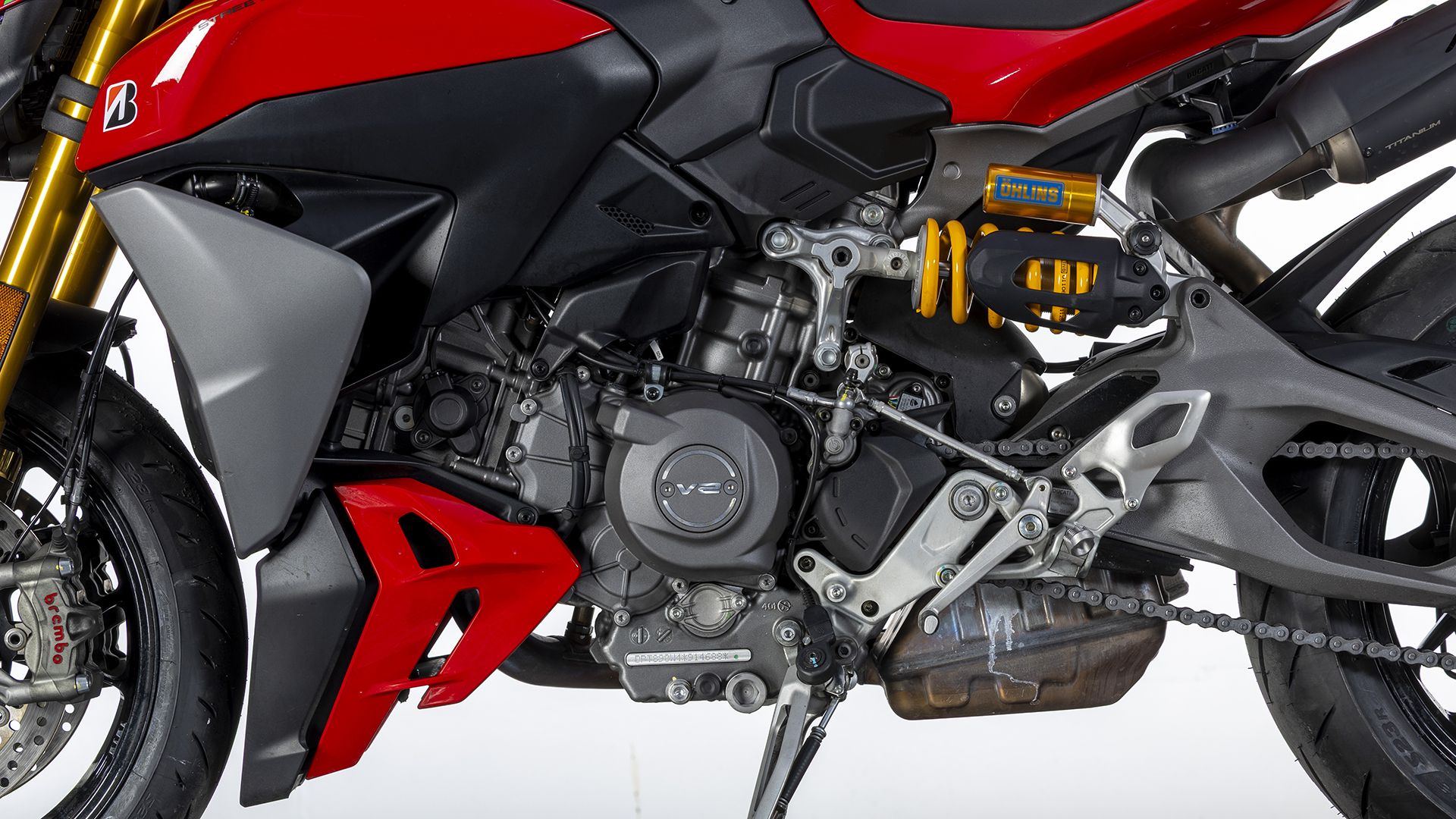 Ducati Streetfighter V2 S 2026 Detalles (17)