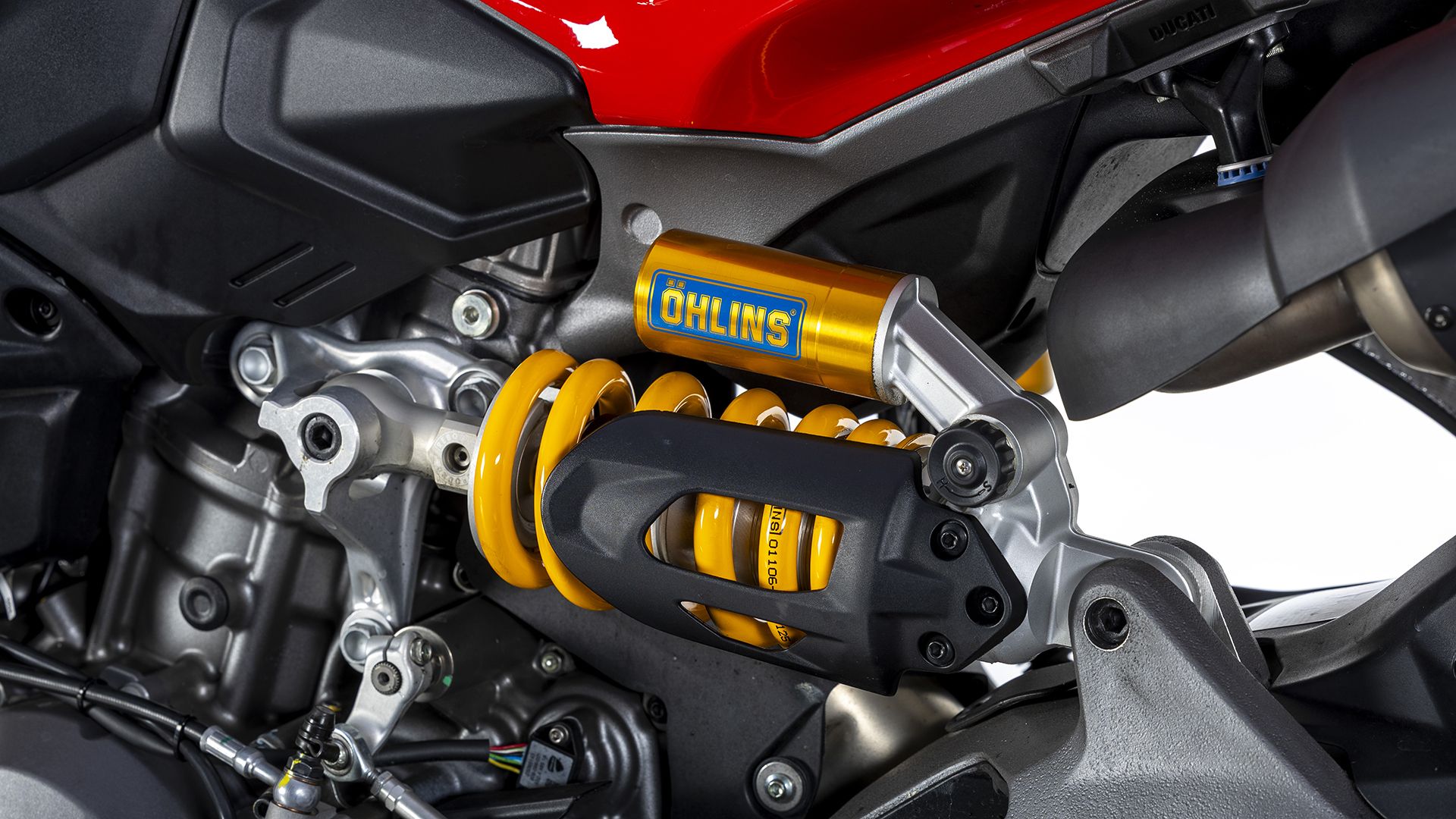 Ducati Streetfighter V2 S 2026 Detalles (18)
