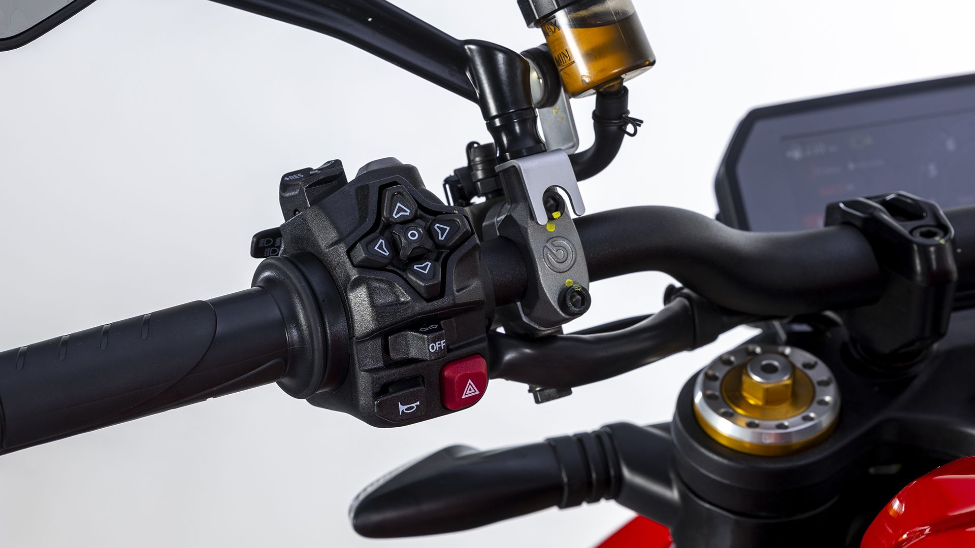 Ducati Streetfighter V2 S 2026 Detalles (27)