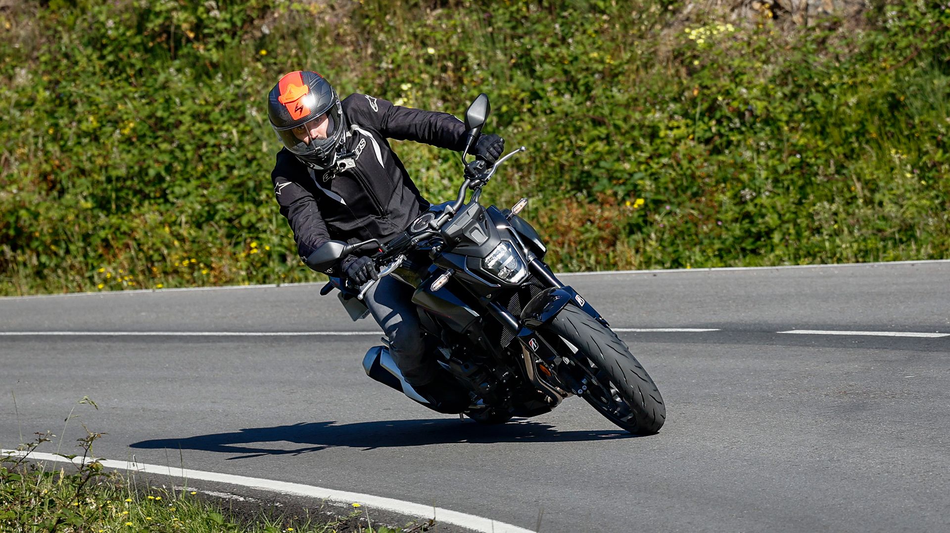 Honda CB500 Hornet 2026 Accion (1)