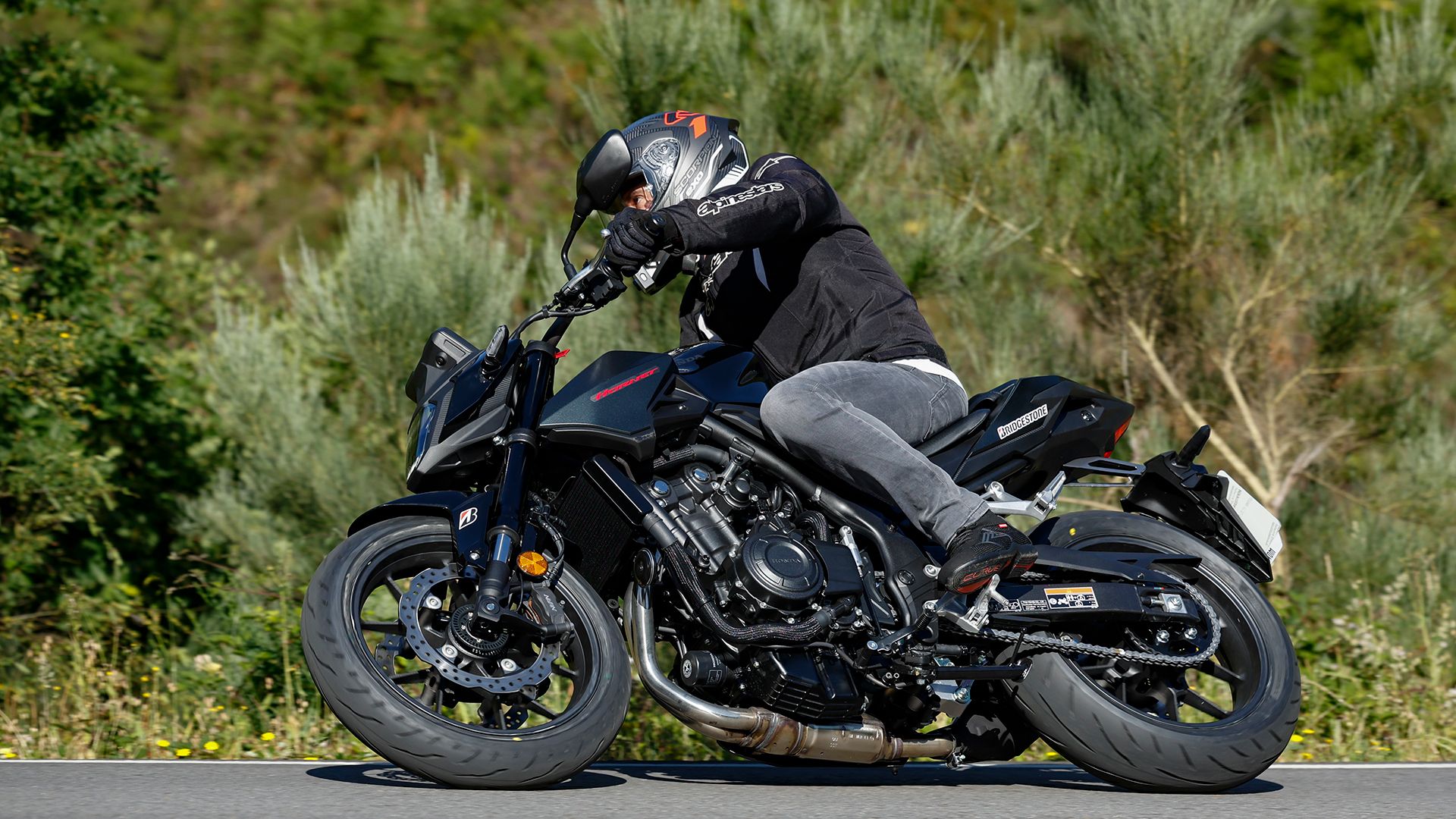 Honda CB500 Hornet 2026 Accion (3)