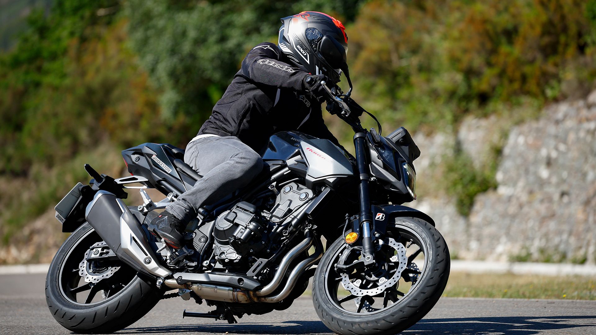 Honda CB500 Hornet 2026 Accion (14)