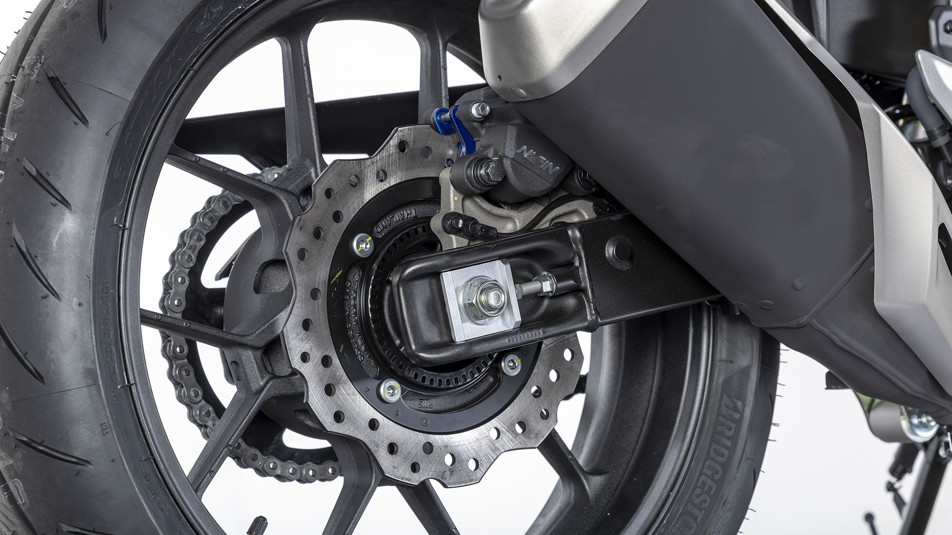 Honda CB500 Hornet 2026 Detalles (1)