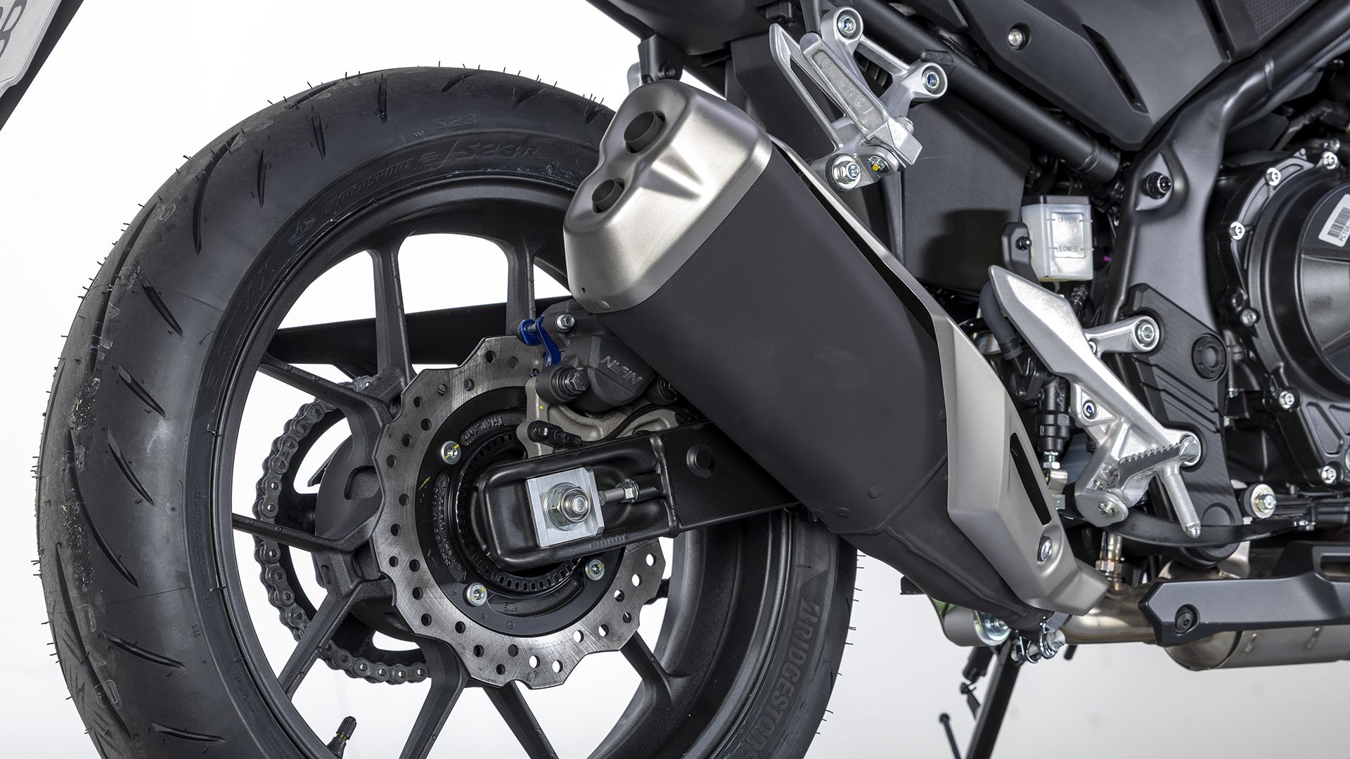 Honda CB500 Hornet 2026 Detalles (2)