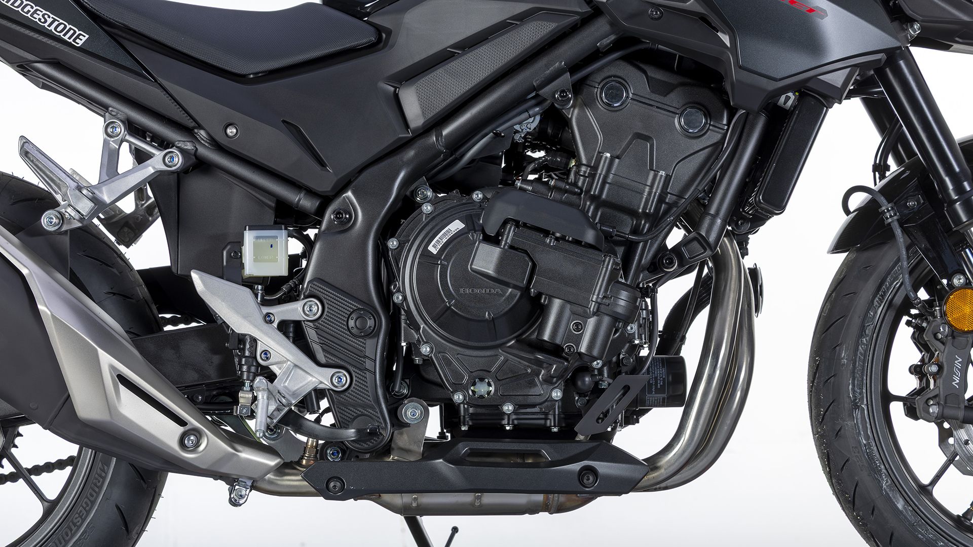 Honda CB500 Hornet 2026 Detalles (4)