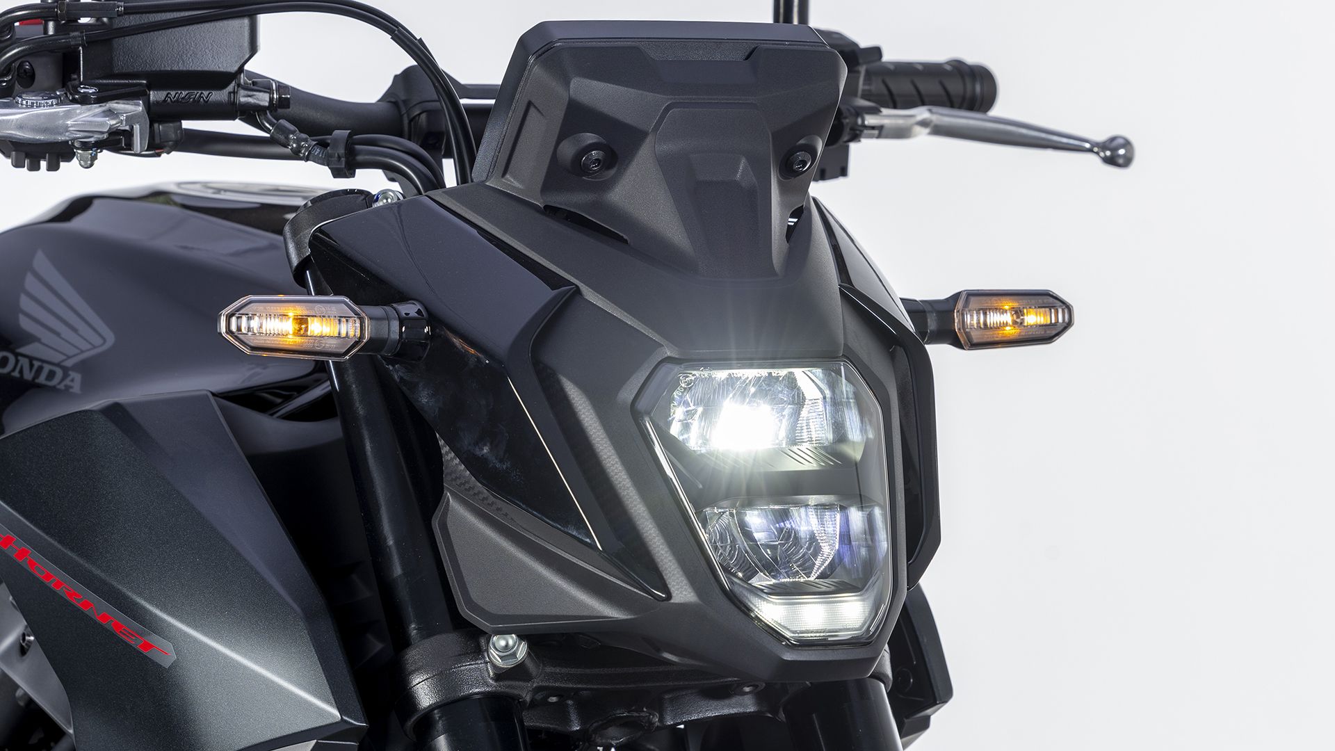 Honda CB500 Hornet 2026 Detalles (9)