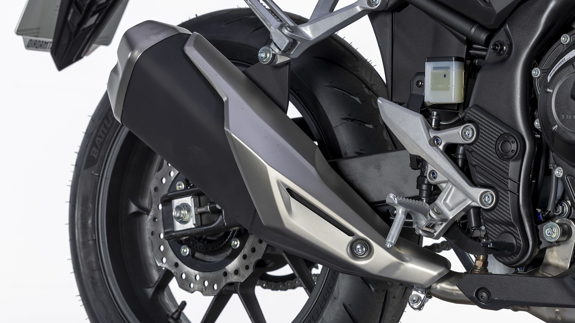 Honda CB500 Hornet 2026 Detalles (12)