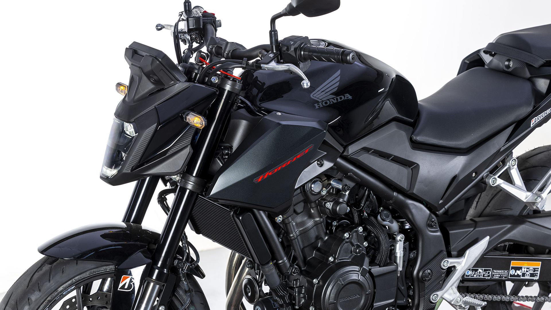 Honda CB500 Hornet 2026 Detalles (13)