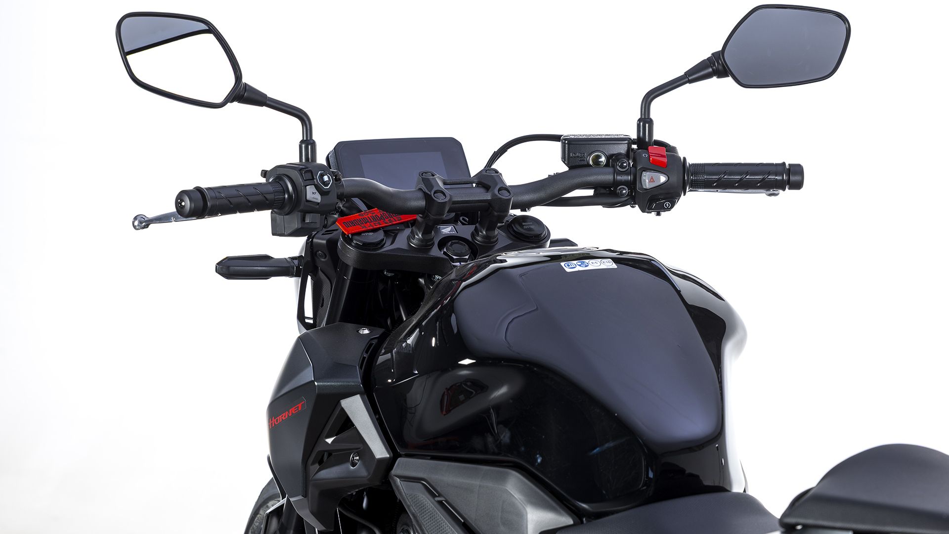 Honda CB500 Hornet 2026 Detalles (26)