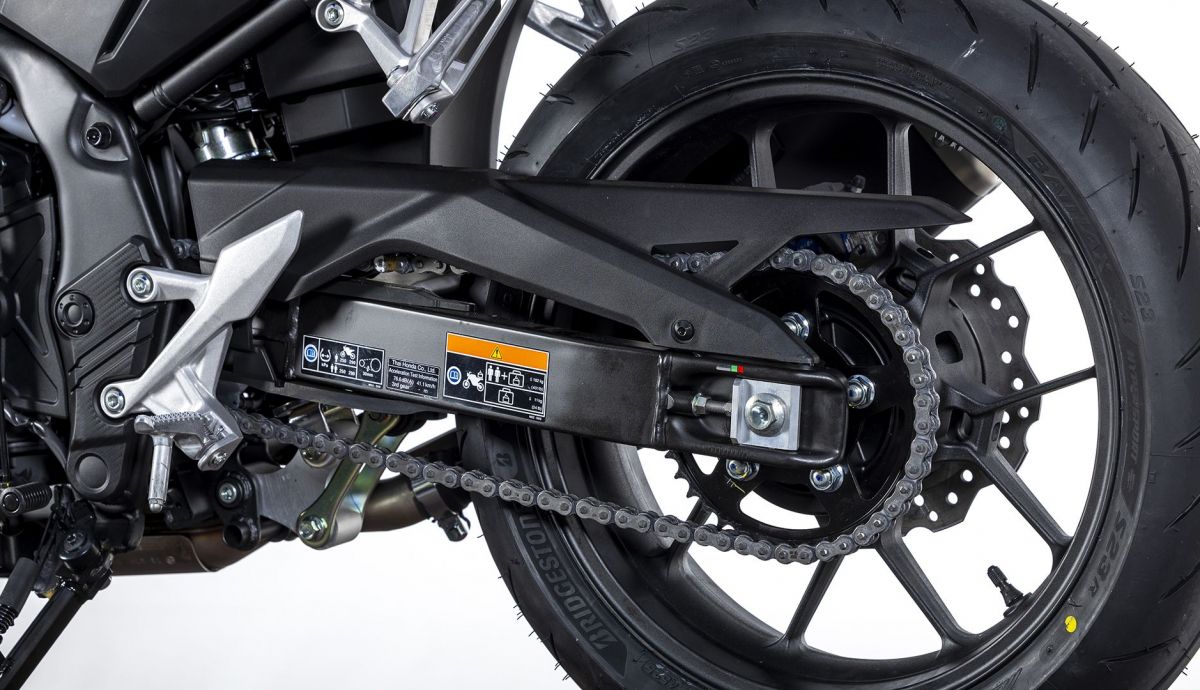 Honda CB500 Hornet 2026 Detalles (21)