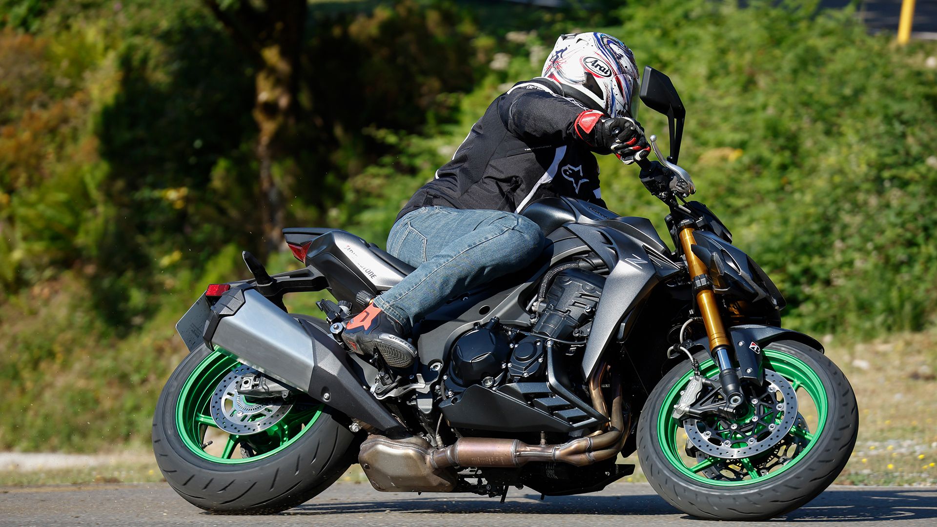 KawasakiI Z1100 SE 2026 Accion (3)
