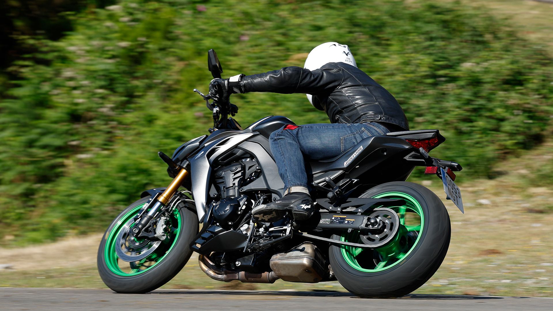 KawasakiI Z1100 SE 2026 Accion (14)