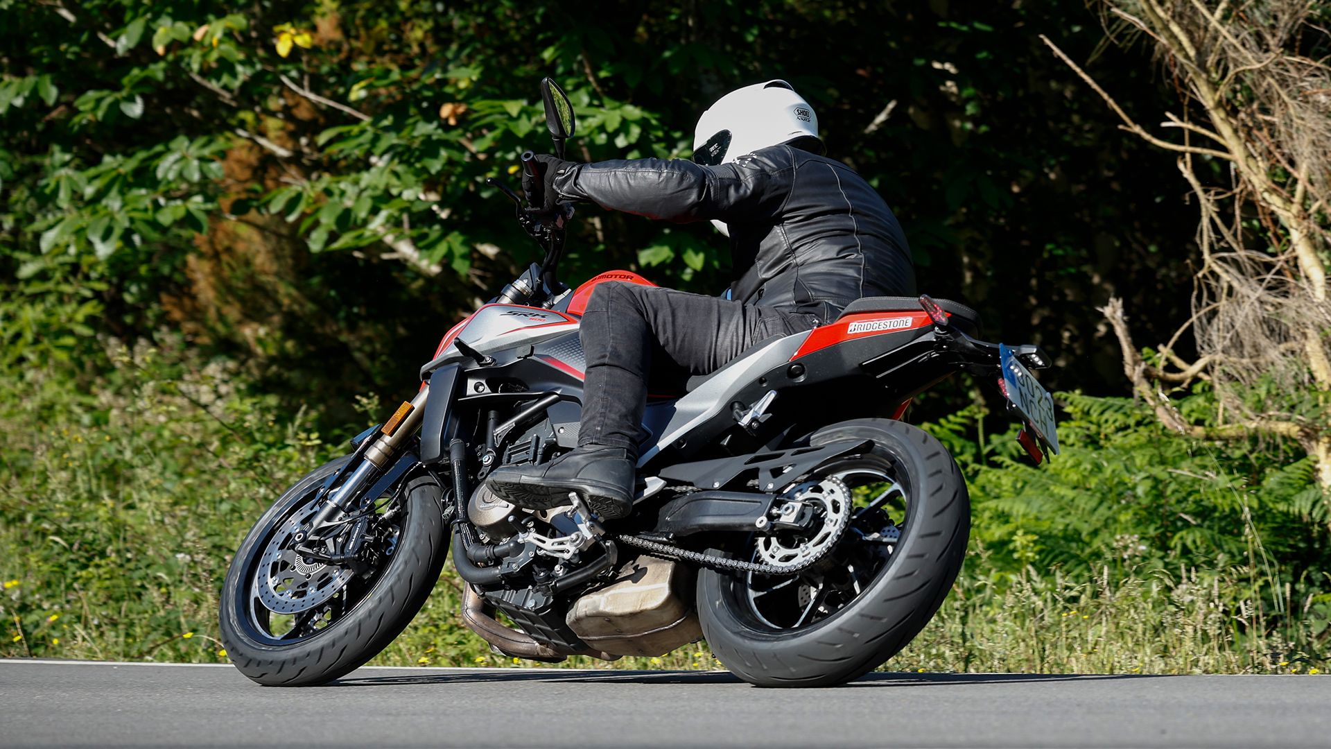 QJMotor SRK600 2026 Accion (4)