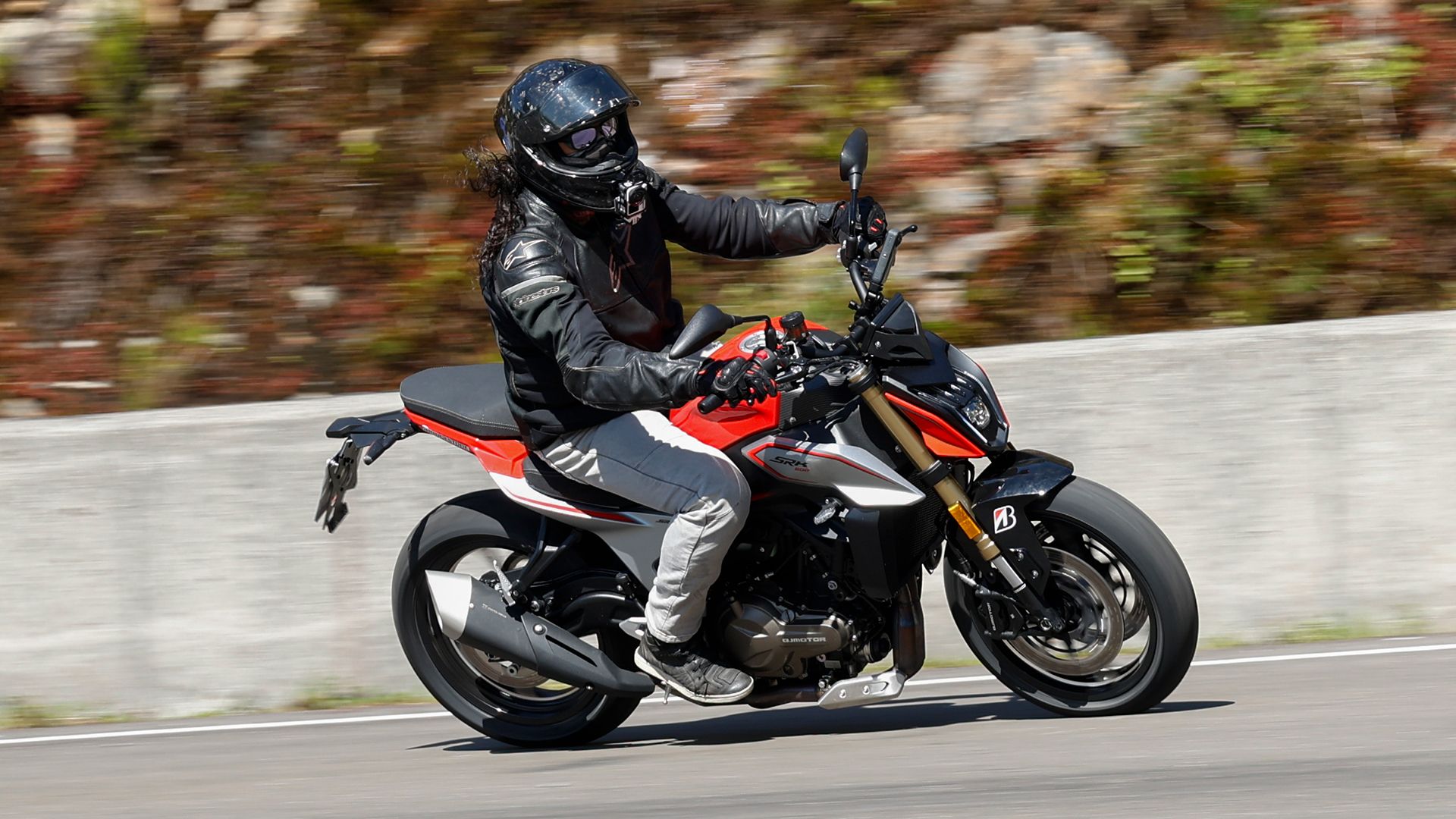 QJMotor SRK600 2026 Accion (17)