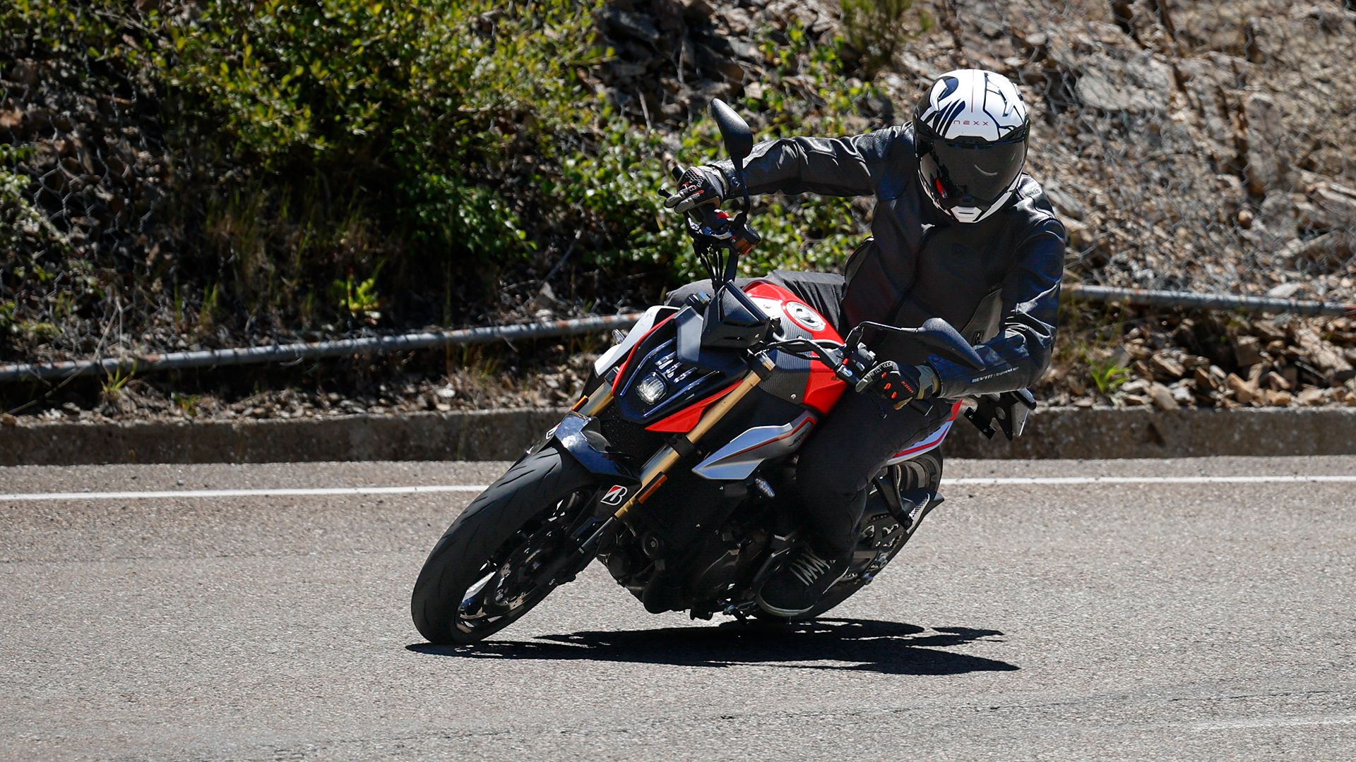 QJMotor SRK600 2026 Accion (25)