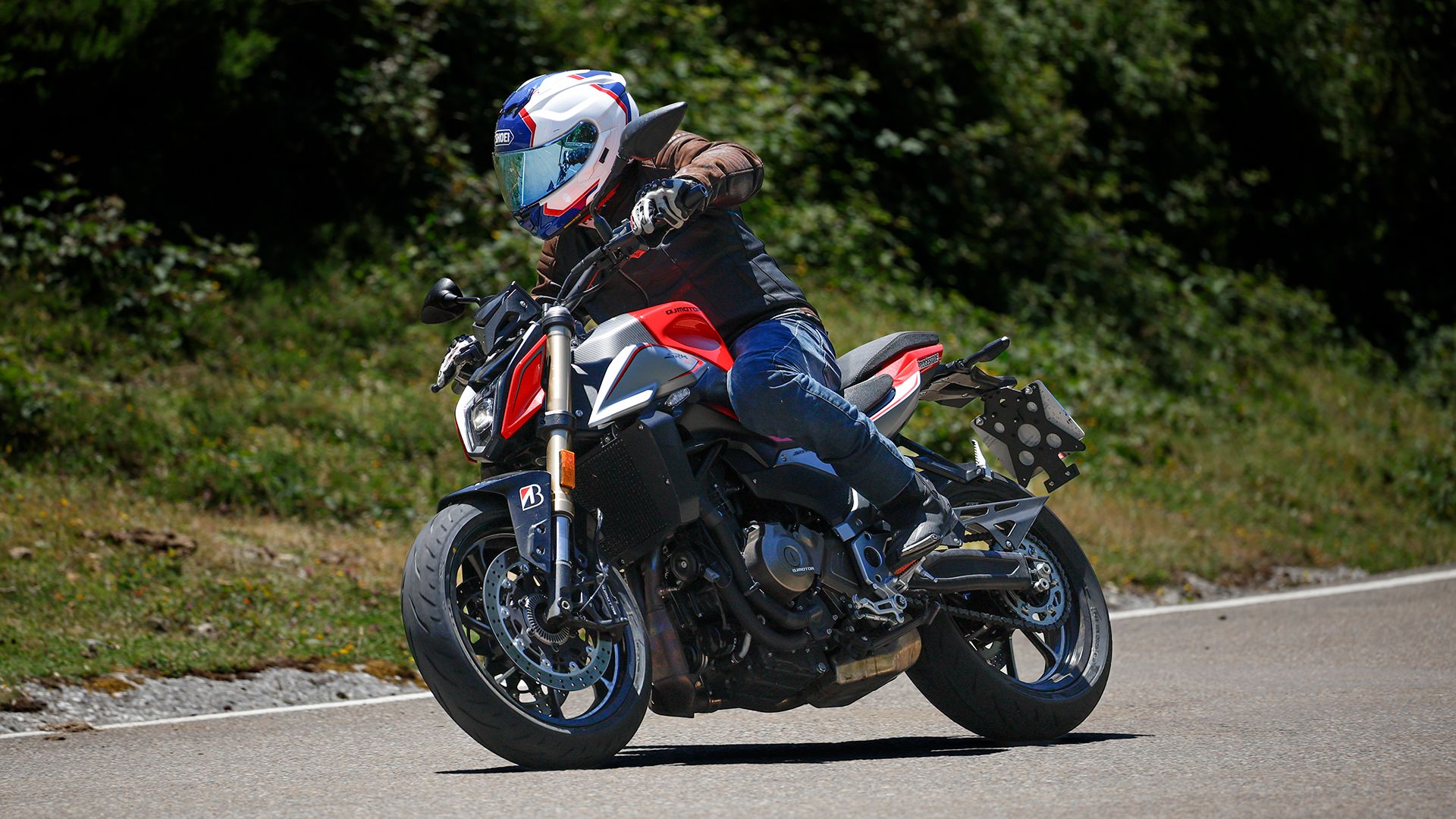 QJMotor SRK600 2026 Accion (28)