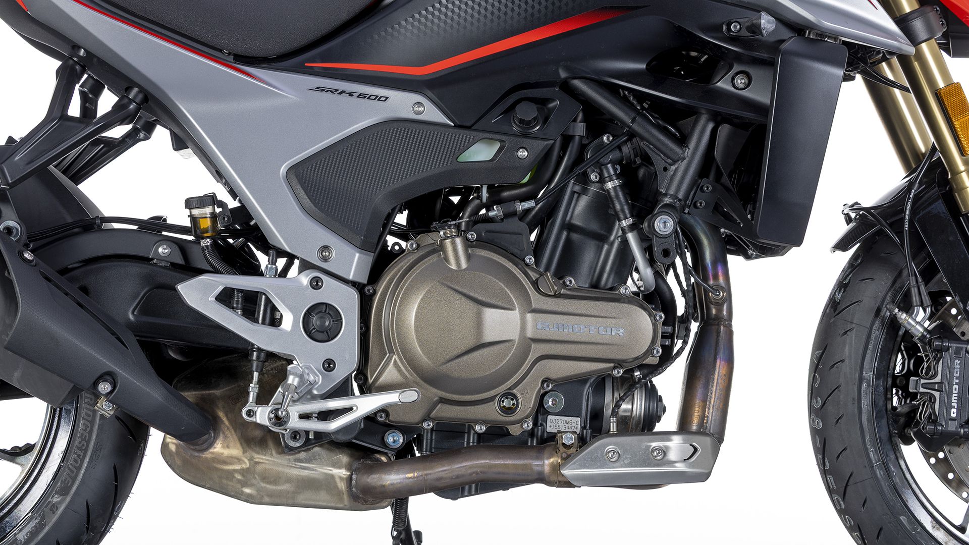 QJMotor SRK600 2026 Detalles (3)