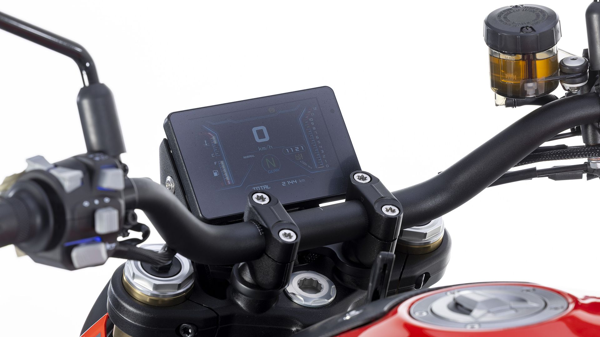 QJMotor SRK600 2026 Detalles (24)