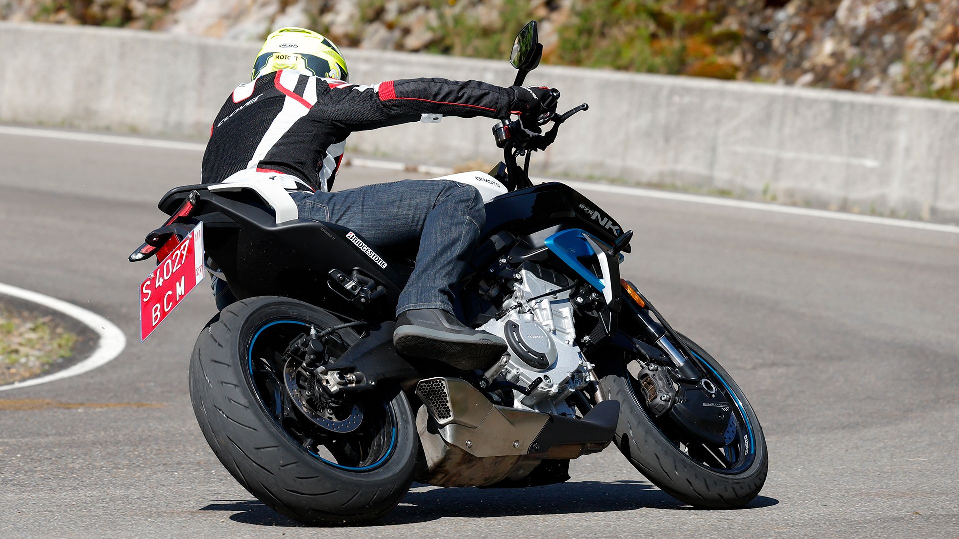 CFMoto 675NK 2026 Accion (18)