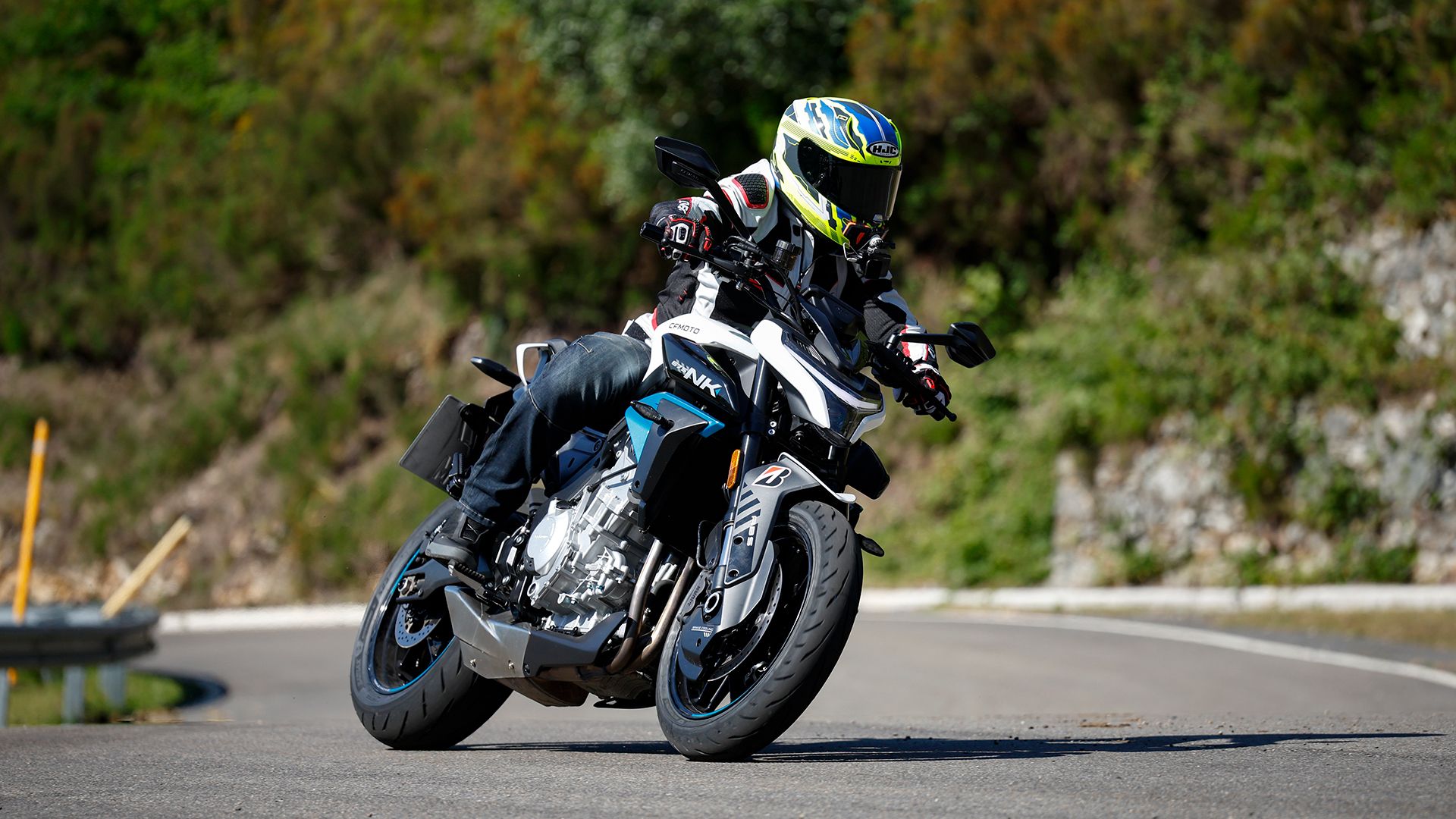 CFMoto 675NK 2026 Accion (21)