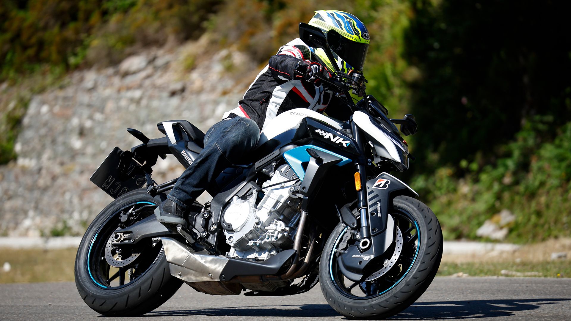 CFMoto 675NK 2026 Accion (22)