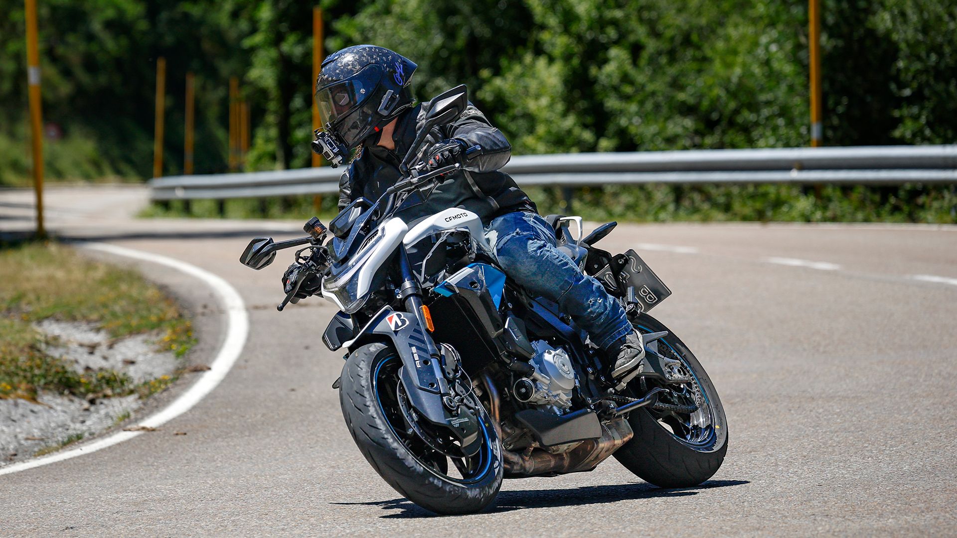 CFMoto 675NK 2026 Accion (24)