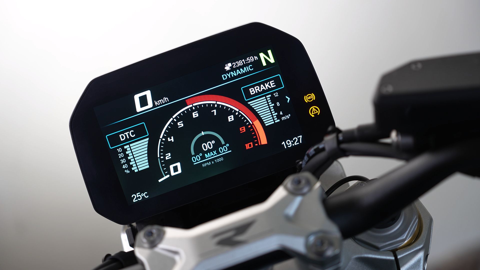 BMW R 1300 R 2026 Detalles pantalla (3)