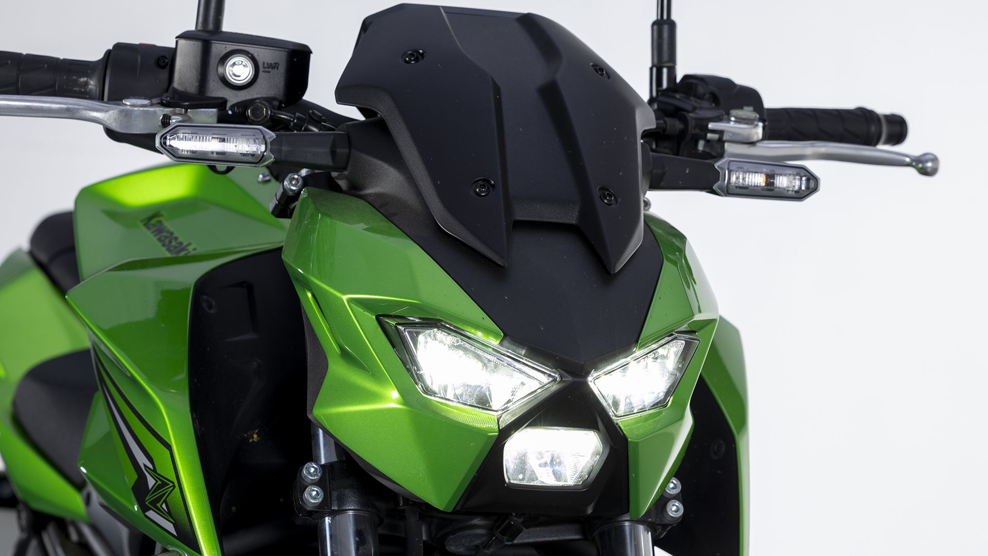 KawasakiI Z650 2026 Detalles (10)