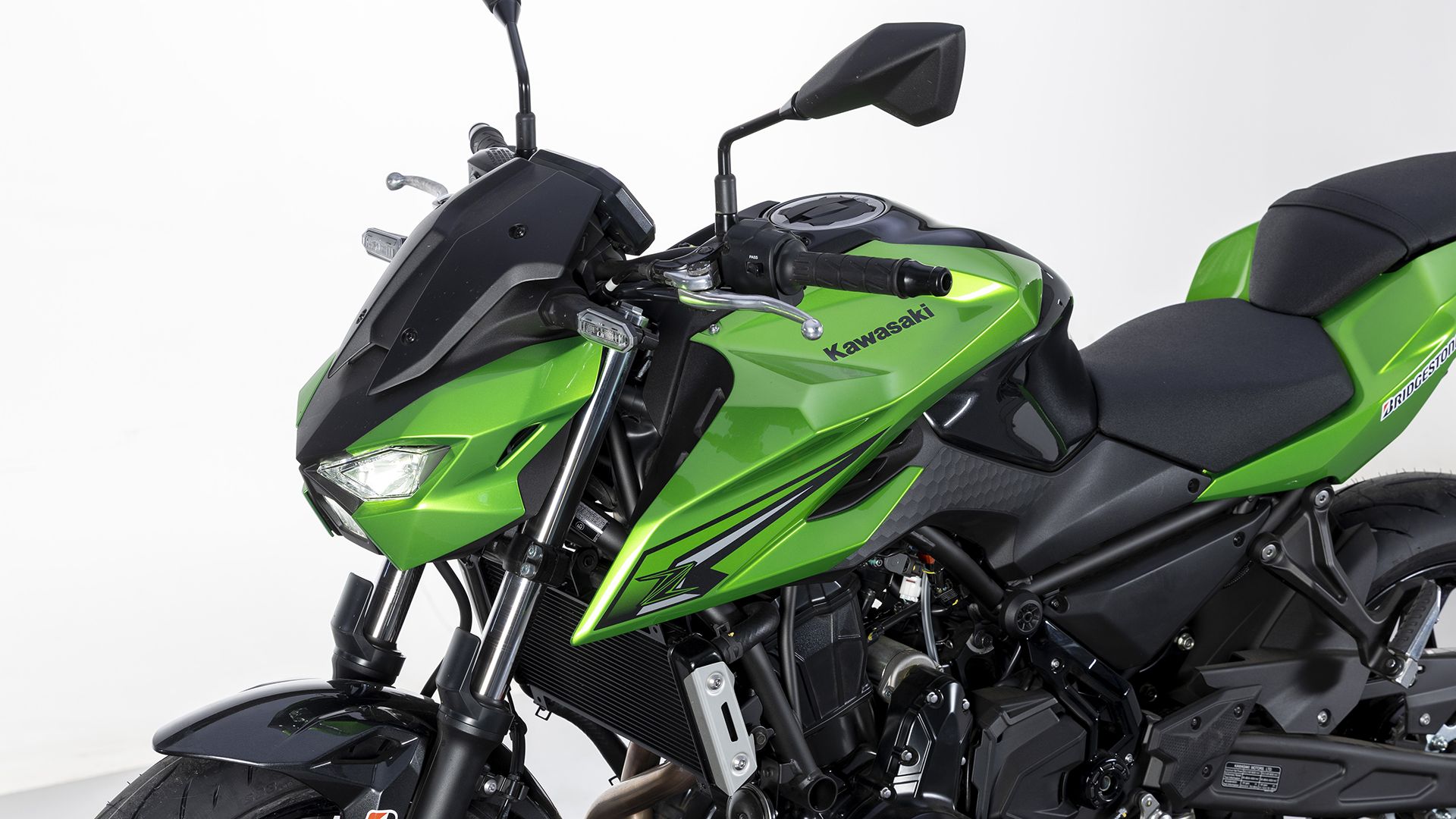 KawasakiI Z650 2026 Detalles (14)