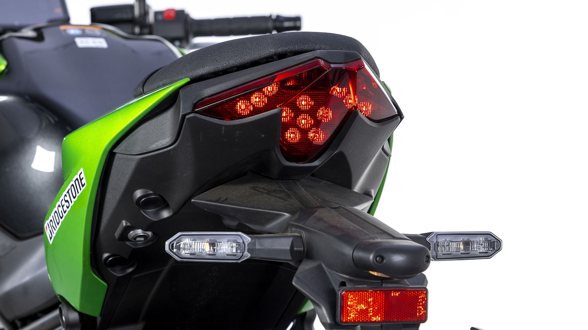 KawasakiI Z650 2026 Detalles (22)