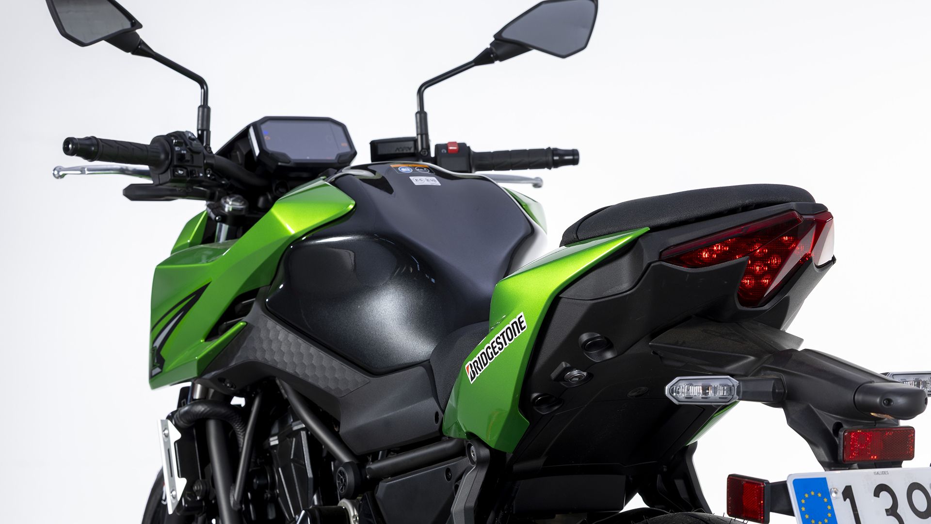 KawasakiI Z650 2026 Detalles (23)