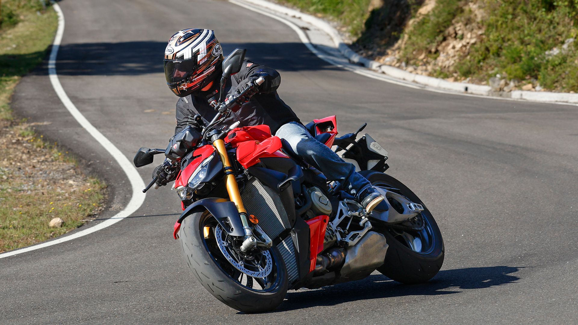 Ducati Streetfighter V4 S 2026 Accion (4)