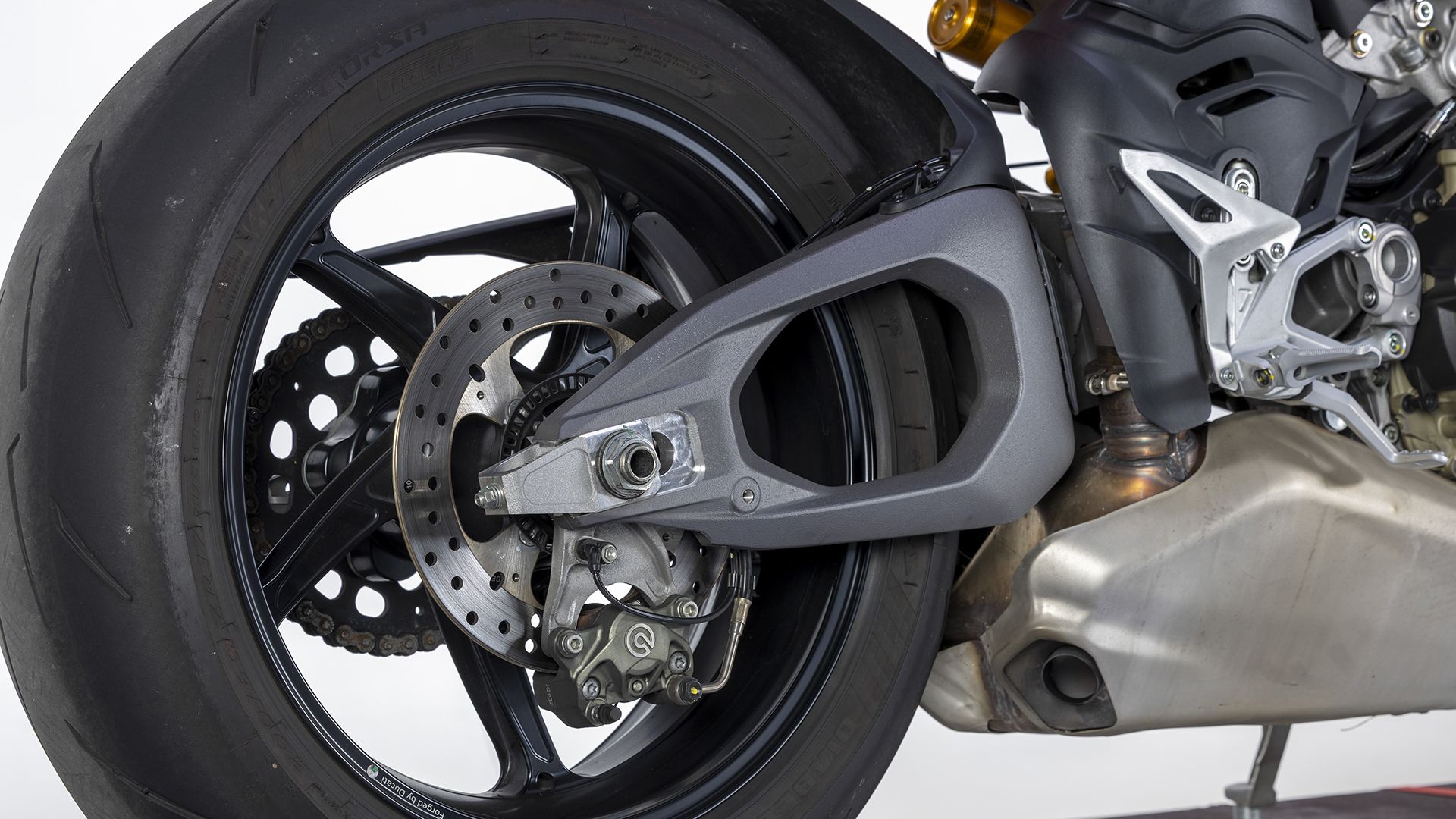 Ducati Streetfighter V4 S 2026 Detalles (1)