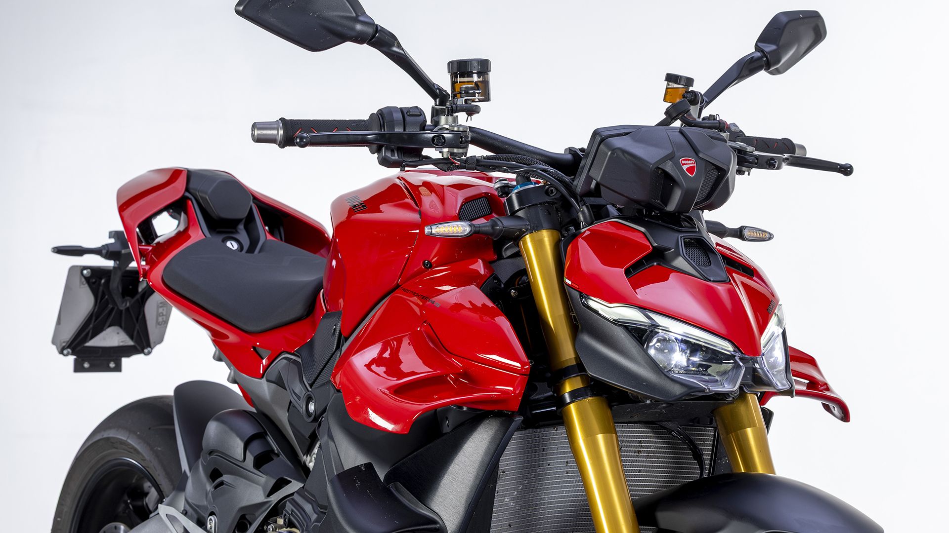 Ducati Streetfighter V4 S 2026 Detalles (11)