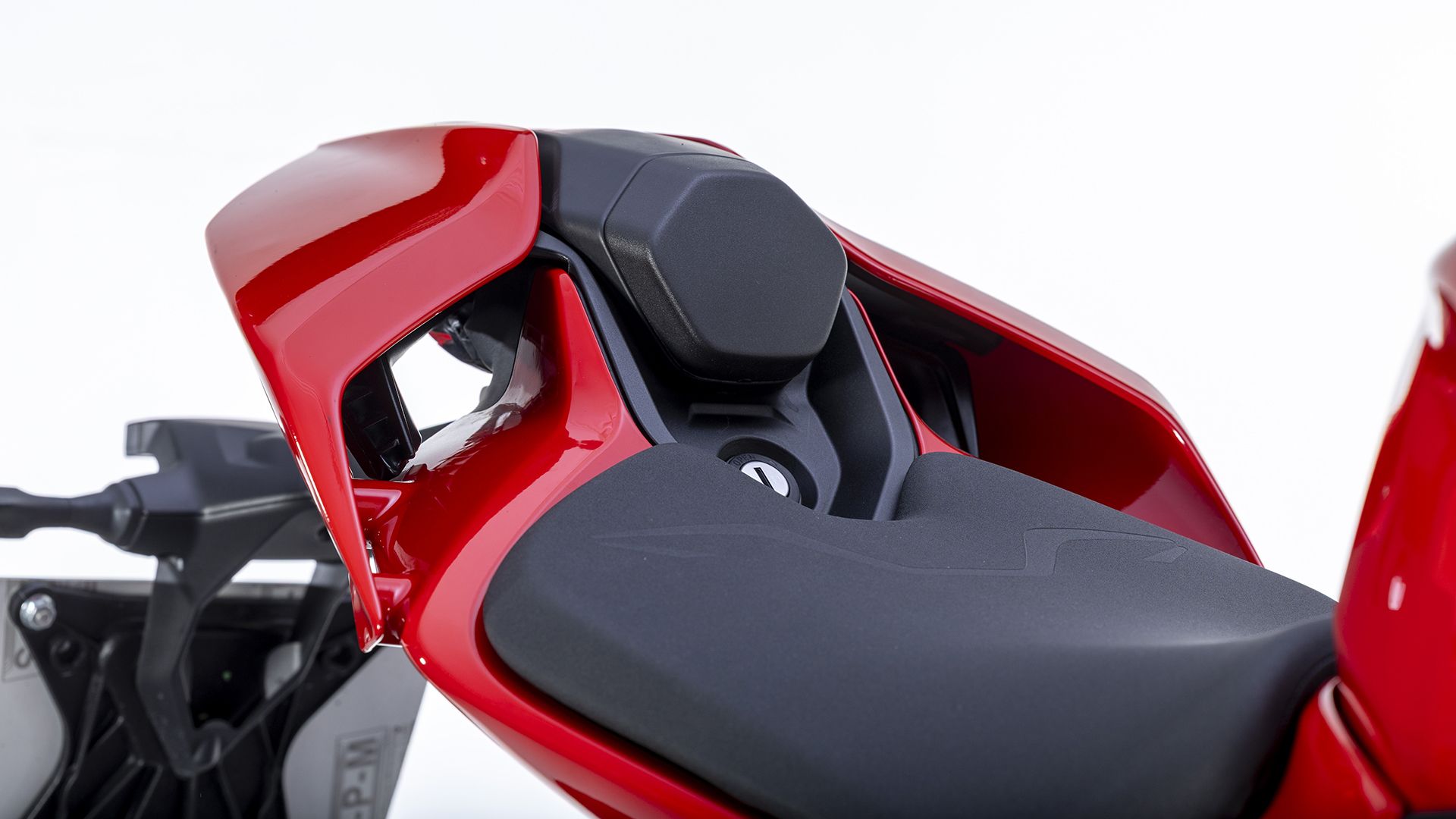 Ducati Streetfighter V4 S 2026 Detalles (14)