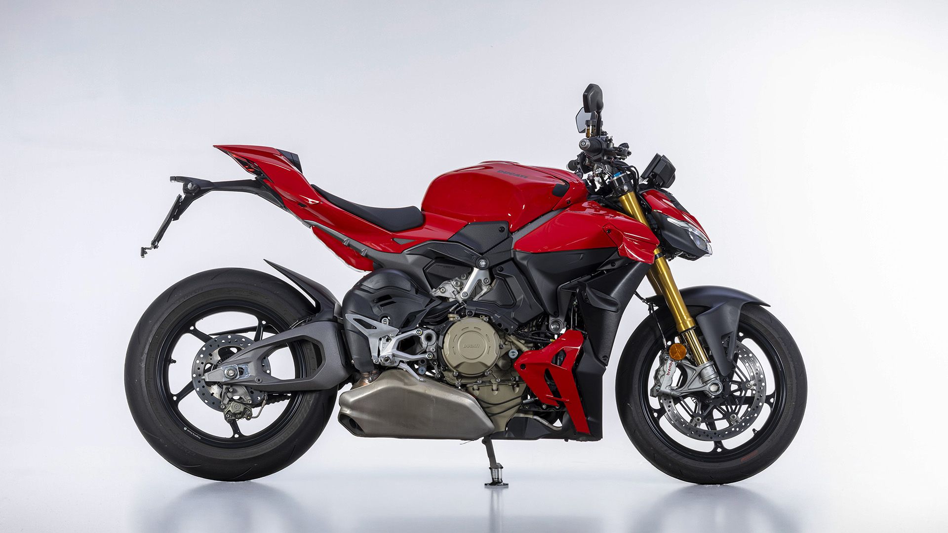 Ducati Streetfighter V4 S 2026 Estudio (1)