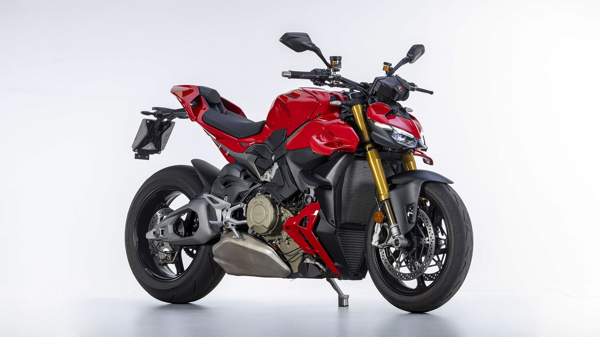Ducati Streetfighter V4 S 2026 Estudio (2)