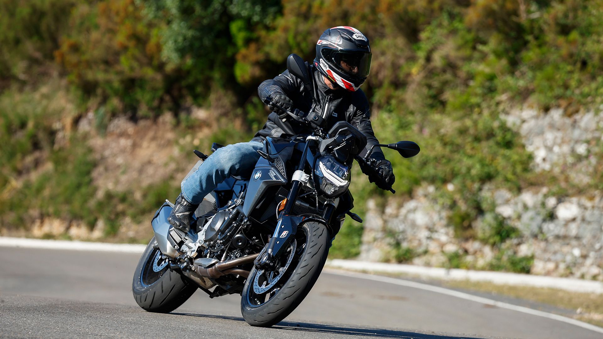 BMW F 900 R 2026 Accion (5)