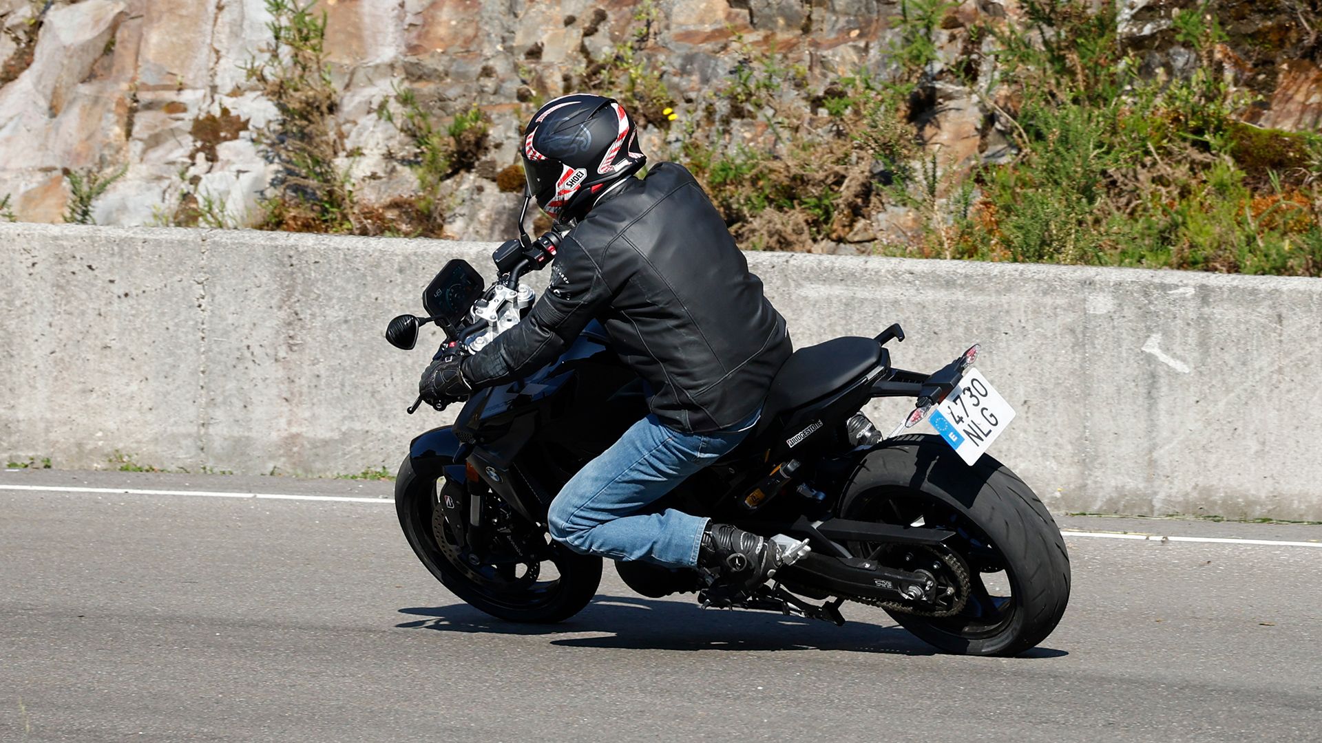 BMW F 900 R 2026 Accion (7)
