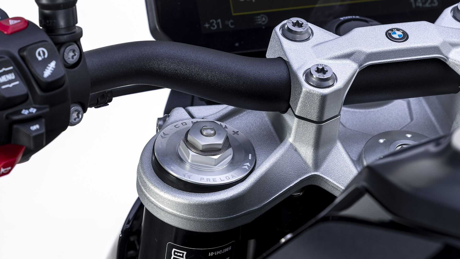BMW F 900 R 2026 Detalles (14)