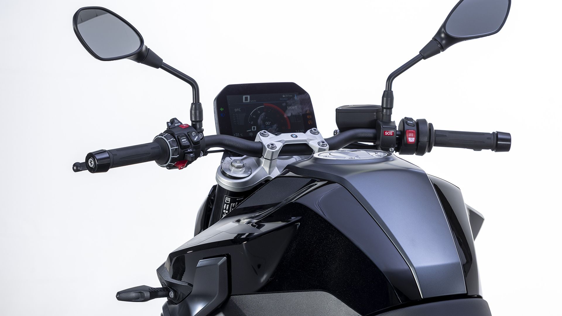 BMW F 900 R 2026 Detalles (19)