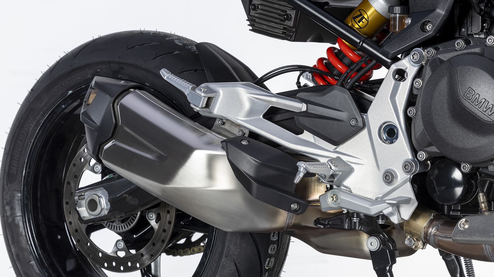 BMW F 900 R 2026 Detalles (33)