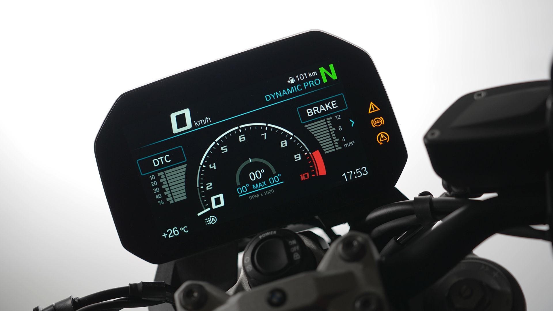 BMW F 900 R 2026 Detalles pantalla (3)