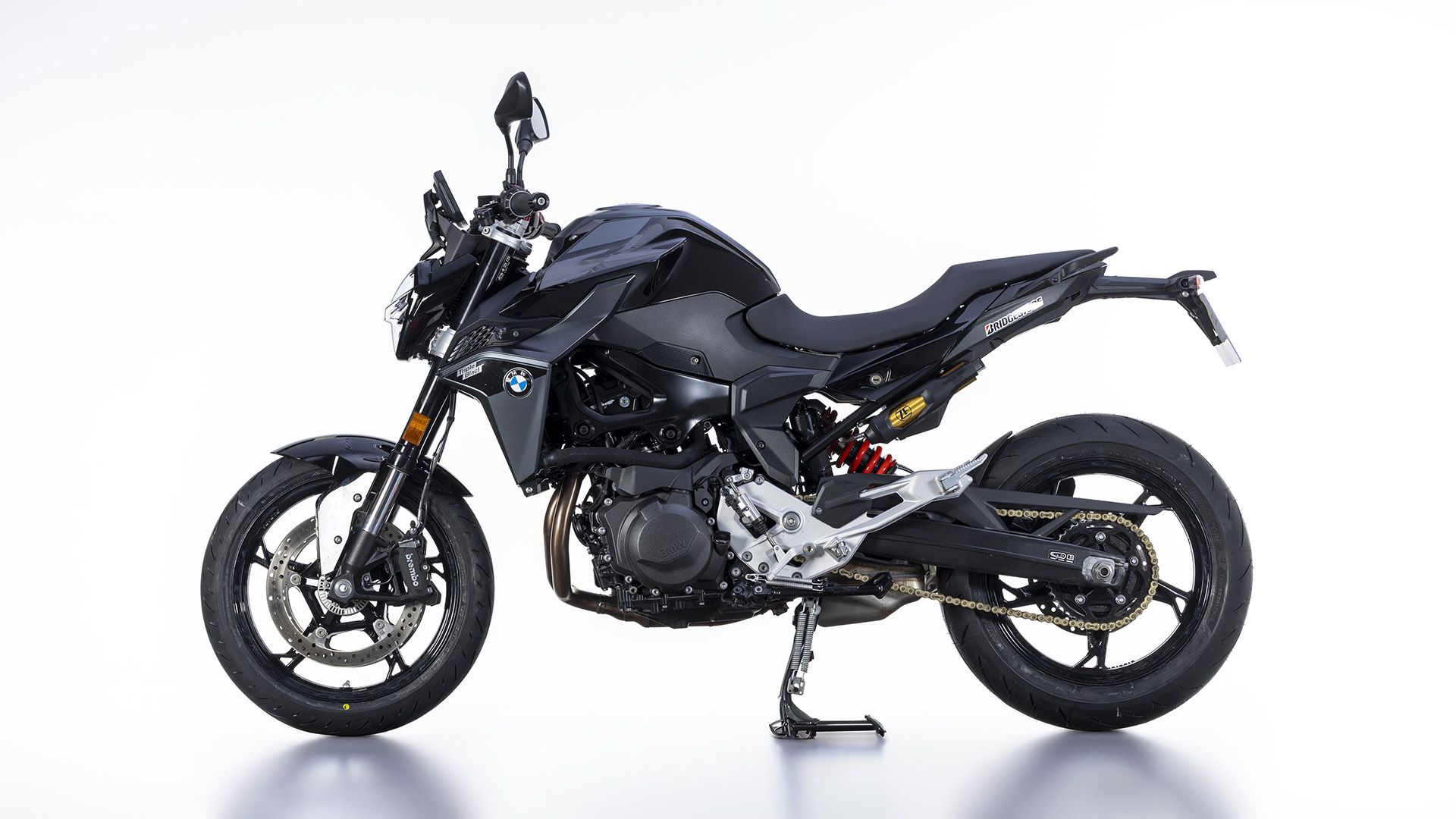 BMW F 900 R 2026 Estudio (3)