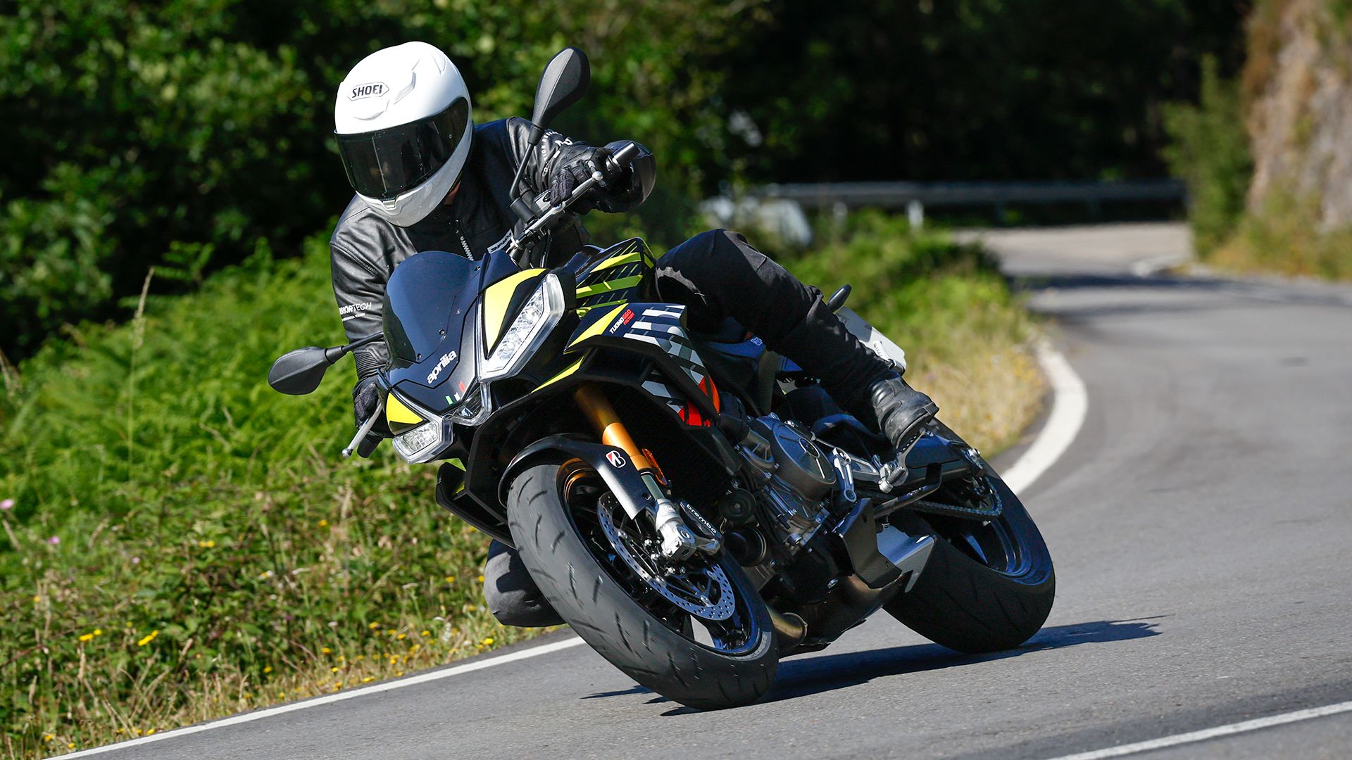 Aprilia Tuono 660 Factory 2026 Accion (2)